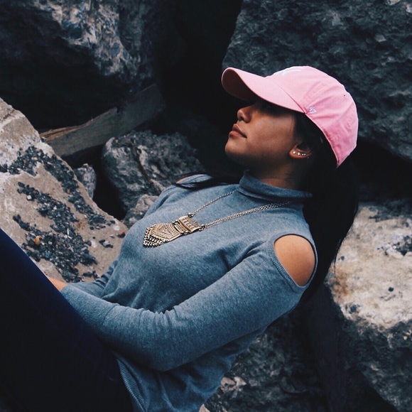 Meet your Posher, Lauren - Picture 1 of 1